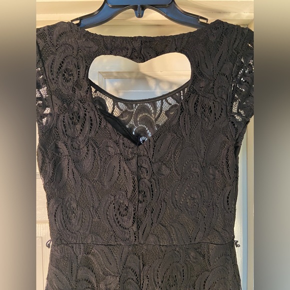 No Boundaries Juniors Medium 7-9 Black Lace Dress - Picture 4 of 13